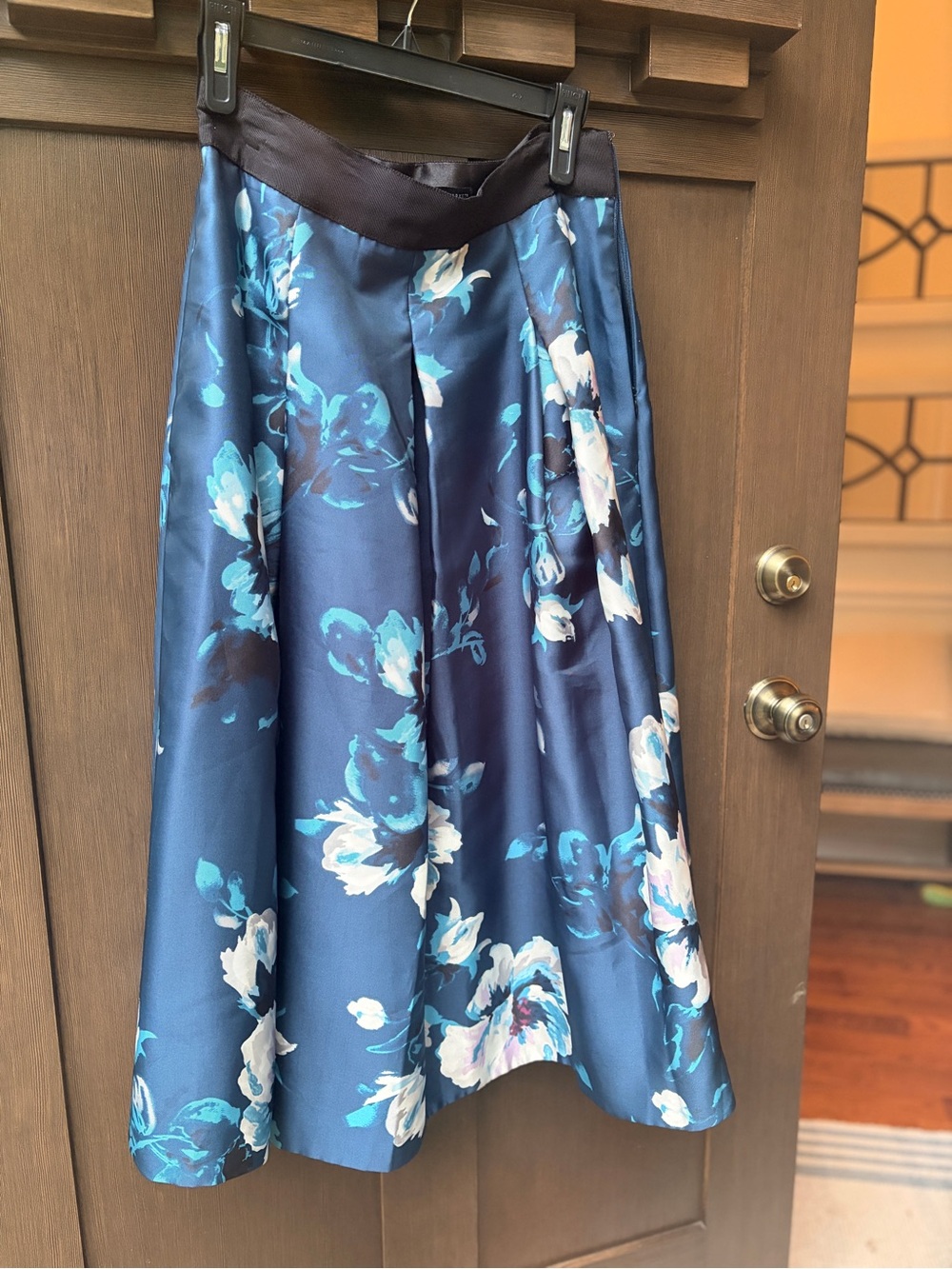 White House Black Market Navy Blue Floral A-Line Midi Skirt